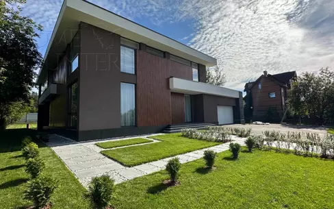 2-этажный коттедж 542 м² с отделкой