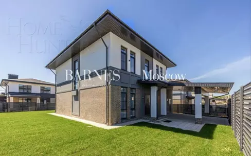 2-этажный коттедж 240 м² с отделкой