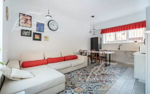 2-этажный коттедж 200 м² с отделкой