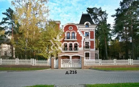 2-этажный коттедж 945 м² с отделкой