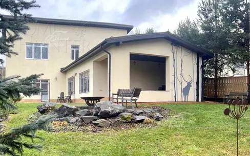 2-этажный коттедж 200 м² с отделкой