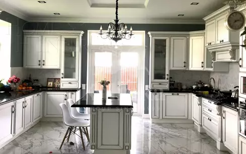 3-этажный коттедж 331 м² с отделкой