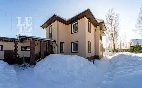 2-этажный коттедж 196 м² с отделкой