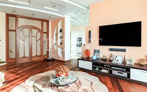 5-КОМН. КВАРТИРА С ОТДЕЛКОЙ 219 М² НА 8 ЭТАЖЕ