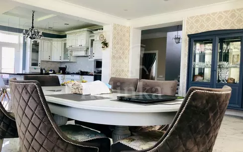 3-этажный коттедж 331 м² с отделкой