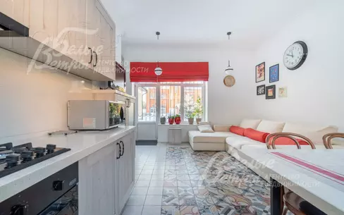 2-этажный коттедж 200 м² с отделкой