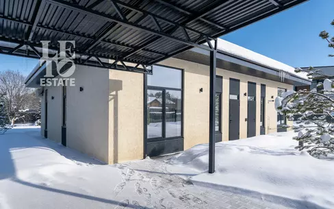 1-этажный коттедж 175 м² с отделкой