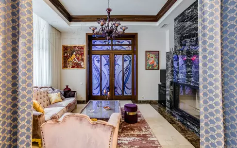 КОТТЕДЖ 1 510 м² с отделкой