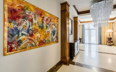 КОТТЕДЖ 1 510 м² с отделкой