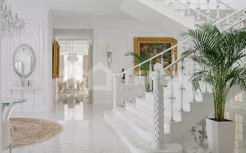 2-этажный коттедж 2 000 м² с отделкой