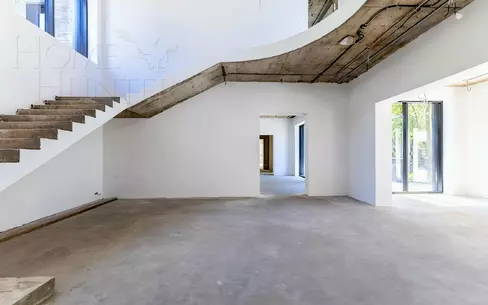 2-этажный коттедж 1 700 м² без отделки