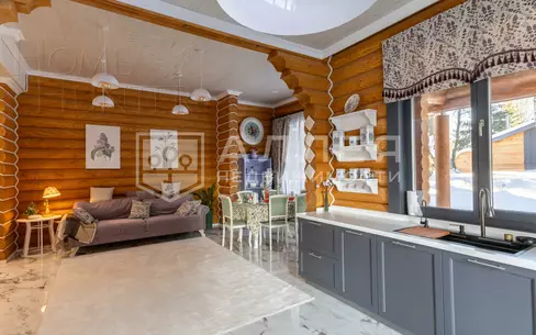 2-этажный коттедж 200 м² с отделкой