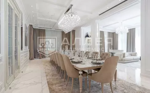 2-этажный коттедж 2 000 м² с отделкой