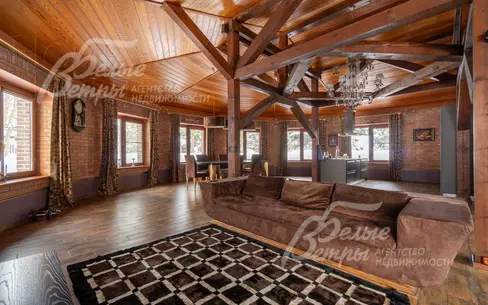 2-этажный коттедж 374 м² с отделкой