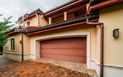 2-этажный коттедж 710 м² с отделкой