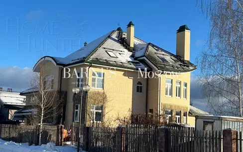 3-этажный коттедж 1 124 м² без отделки