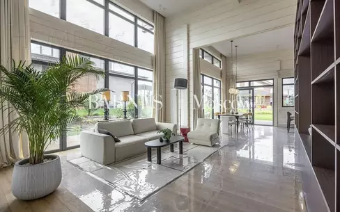 1-этажный коттедж 233 м² с отделкой