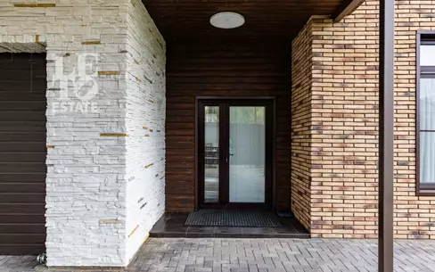 2-этажный коттедж 360 м² с отделкой