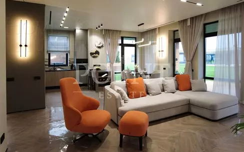 2-этажный коттедж 353 м² с отделкой