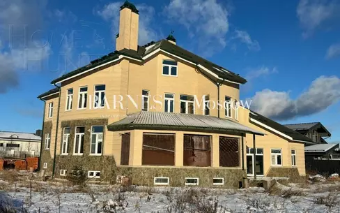 3-этажный коттедж 1 124 м² без отделки