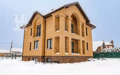 2-этажный коттедж 372 м² с отделкой