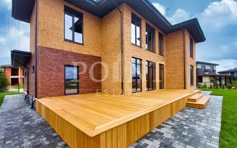 2-этажный коттедж 244.5 м² без отделки