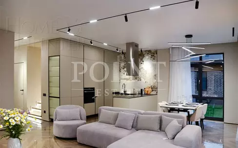 2-этажный коттедж 271 м² с отделкой