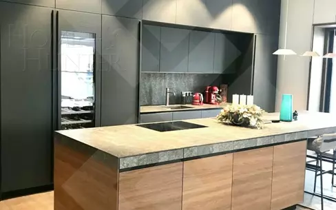 5-КОМН. КВАРТИРА С ОТДЕЛКОЙ 142 М² НА 3 ЭТАЖЕ