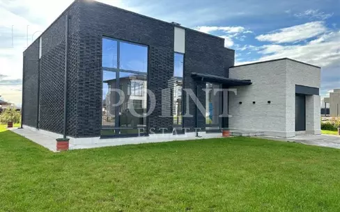 1-этажный коттедж 160 м² без отделки