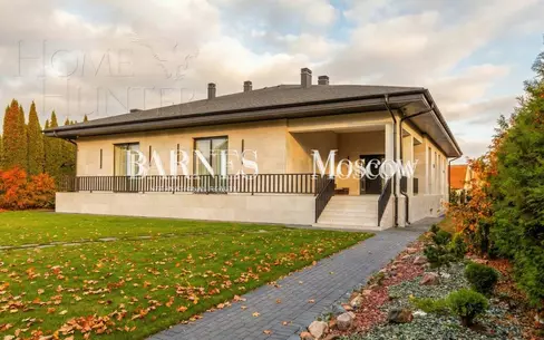 1-этажный коттедж 990 м² с отделкой