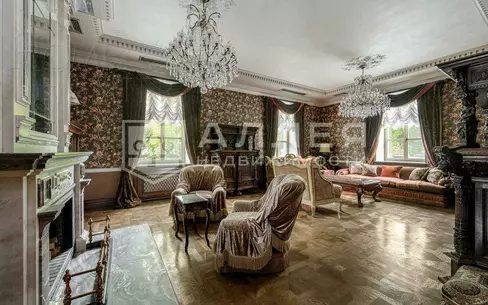 2-этажный коттедж 1 250 м² с отделкой