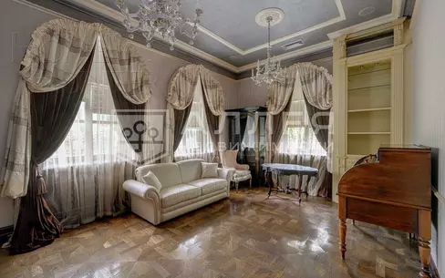 2-этажный коттедж 1 250 м² с отделкой