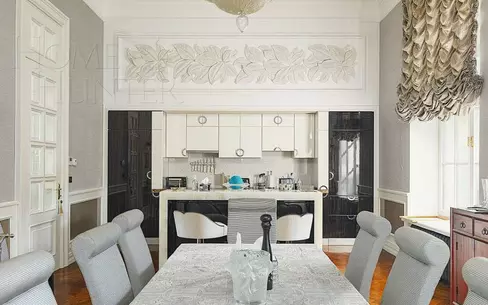 2-этажный коттедж 2 000 м² с отделкой