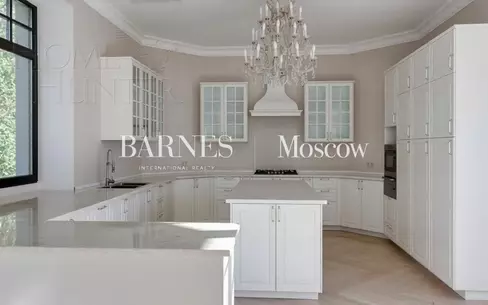 2-этажный коттедж 960 м² с отделкой