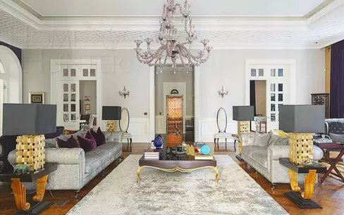 2-этажный коттедж 2 000 м² с отделкой