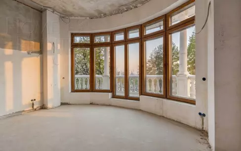 5-КОМН. КВАРТИРА БЕЗ ОТДЕЛКИ 267 М² НА 4 ЭТАЖЕ