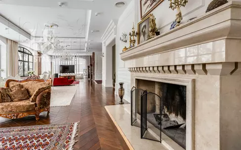 2-этажный коттедж 3 550 м² с отделкой