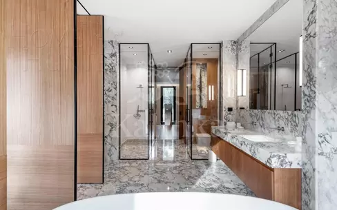 3-этажный коттедж 1 500 м² с отделкой