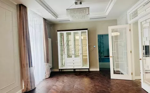 2-этажный коттедж 590 м² с отделкой