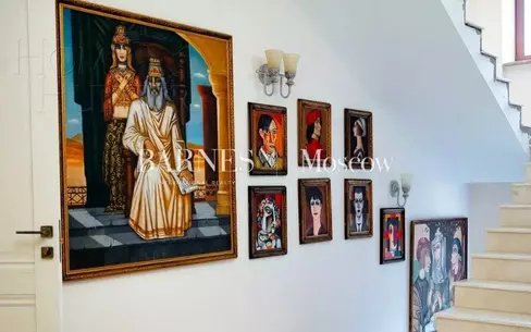 2-этажный коттедж 550 м² с отделкой