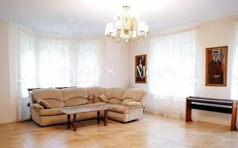 2-этажный коттедж 550 м² с отделкой