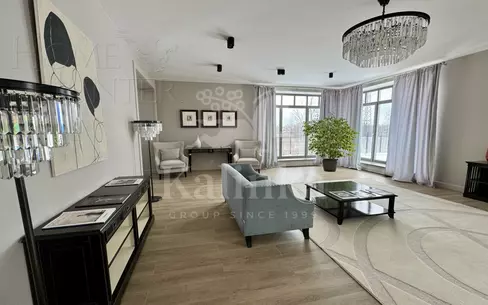 2-этажный коттедж 422.5 м² с отделкой