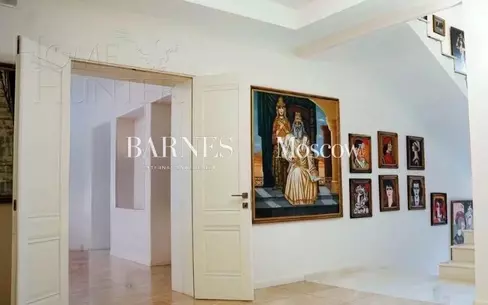 2-этажный коттедж 550 м² с отделкой