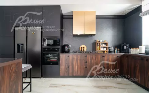 2-этажный коттедж 570 м² с отделкой