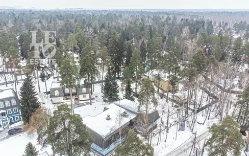 4-этажный коттедж 584 м² с отделкой