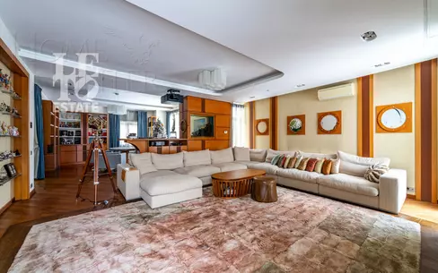 2-этажный коттедж 1 129 м² с отделкой