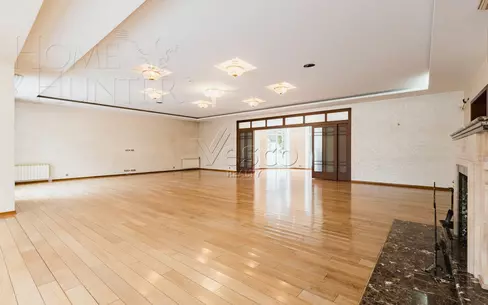 2-этажный коттедж 1 192 м² с отделкой