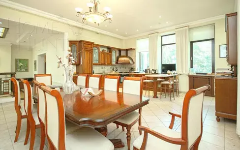 2-этажный коттедж 462 м² с отделкой