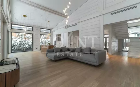 2-этажный коттедж 450 м² с отделкой