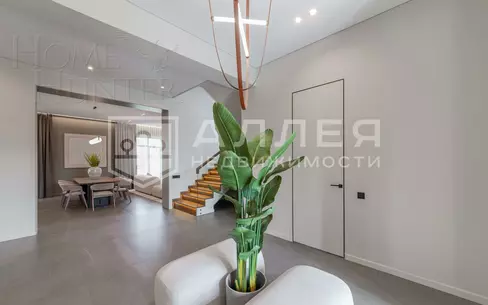 2-этажный коттедж 324 м² с отделкой